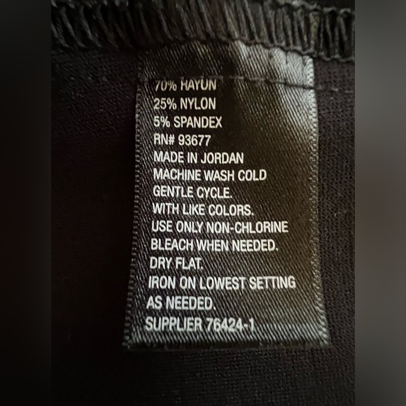 WORTHINGTON A LINE BLACK SKIRT WITH FRONT SIDE SLIT. SIZE XL - Picture 10 of 10